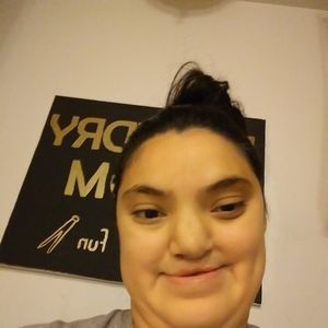 Meet your Posher, Sharon